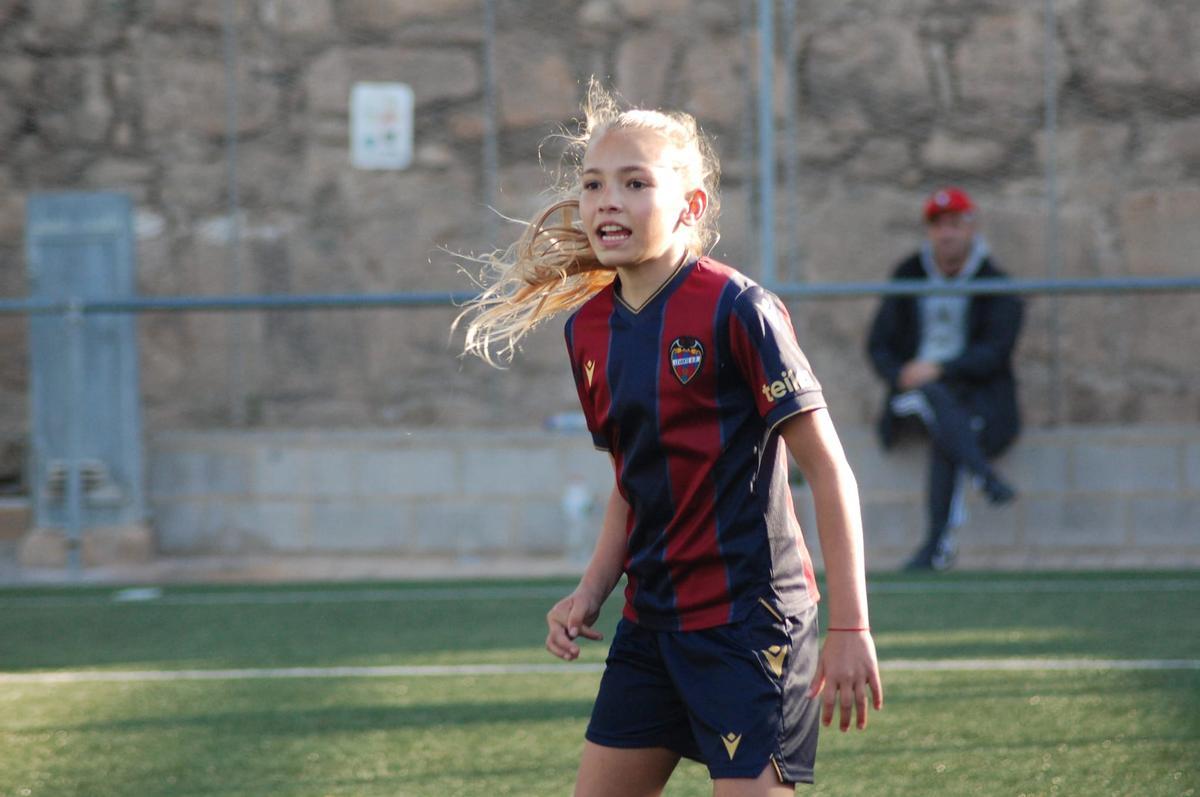 María López Peláez juega en el Levante UD