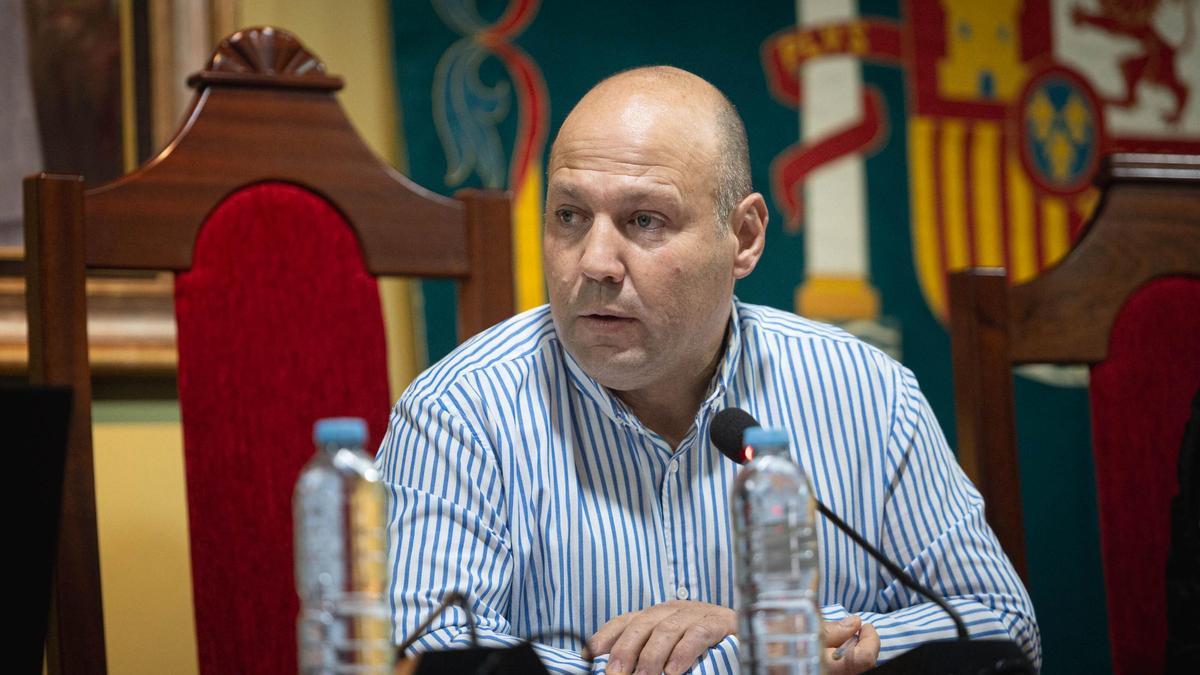 El ya exalcalde de La Guancha, Antonio Hernández, durante el día de su renuncia
