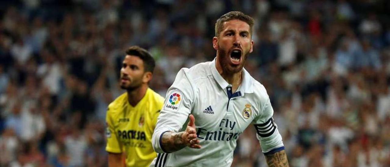 Sergio Ramos celebra el gol que marcó y que supuso el empate. // Sergio Pérez