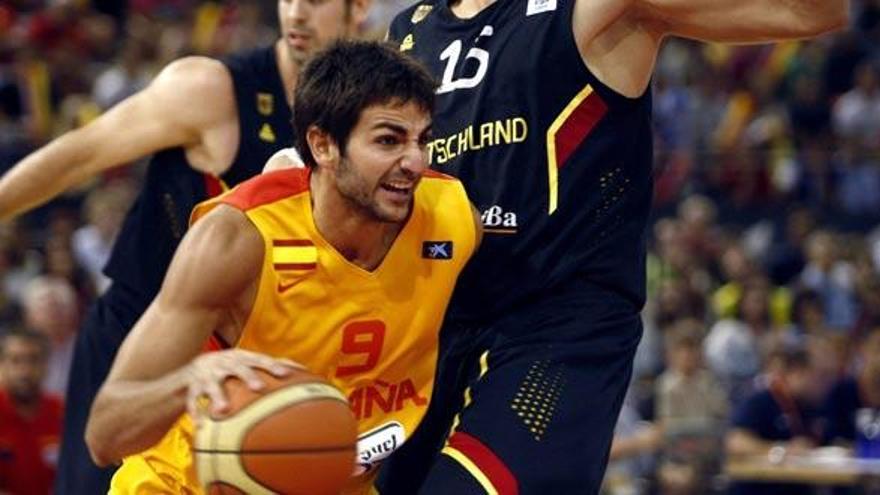 España arrasa (85-54) a Alemania