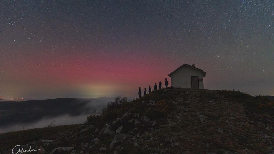 Ver auroras boreales en Asturias es posible: el fenómeno luminoso deslumbró en Allande (y aún podría disfrutarse esta noche)