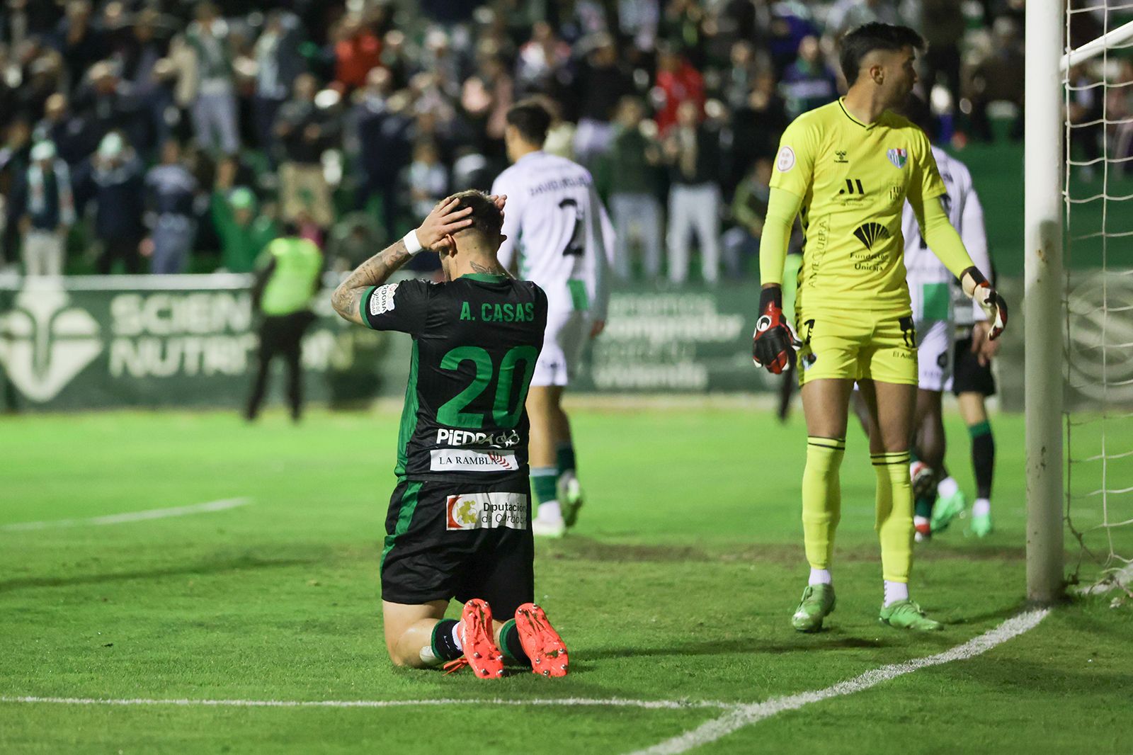 Antequera-Córdoba CF: las imágenes del partido en El Maulí