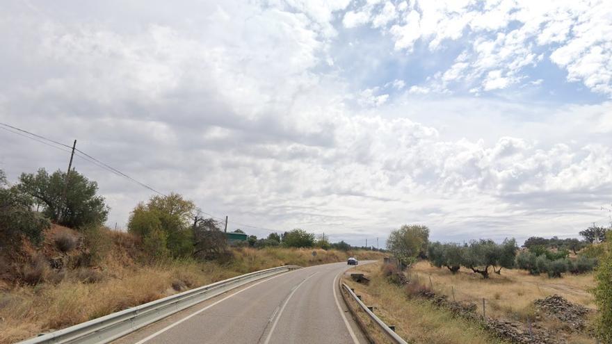 Vuelca un coche en Zafra y un hombre queda atrapado en su interior