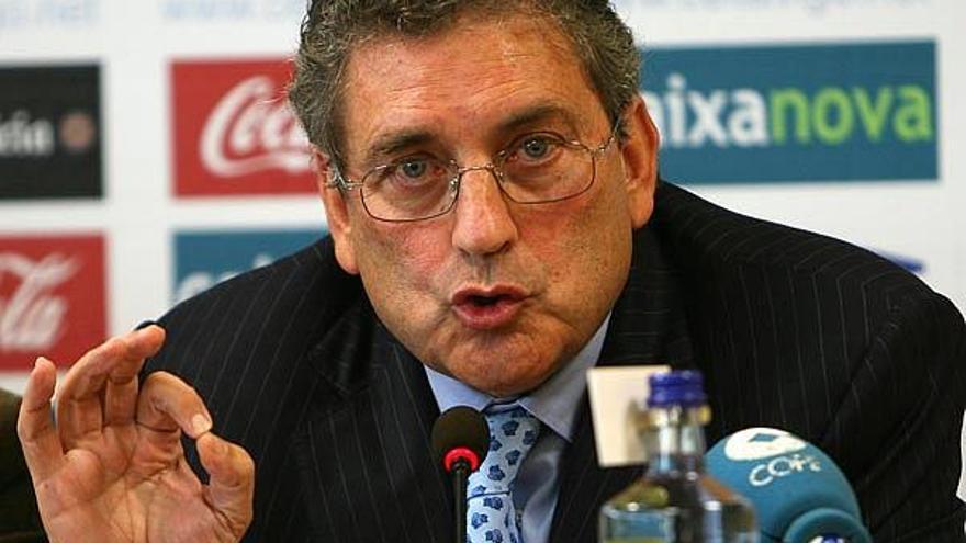 Carlos Mouriño, durante una intervención en A Madroa.