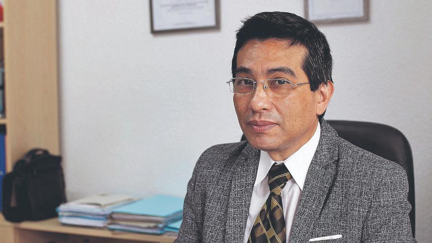 Raúl Hirakawa: «El maltratador usa el régimen de visitas para ejercer la violencia vicaria»