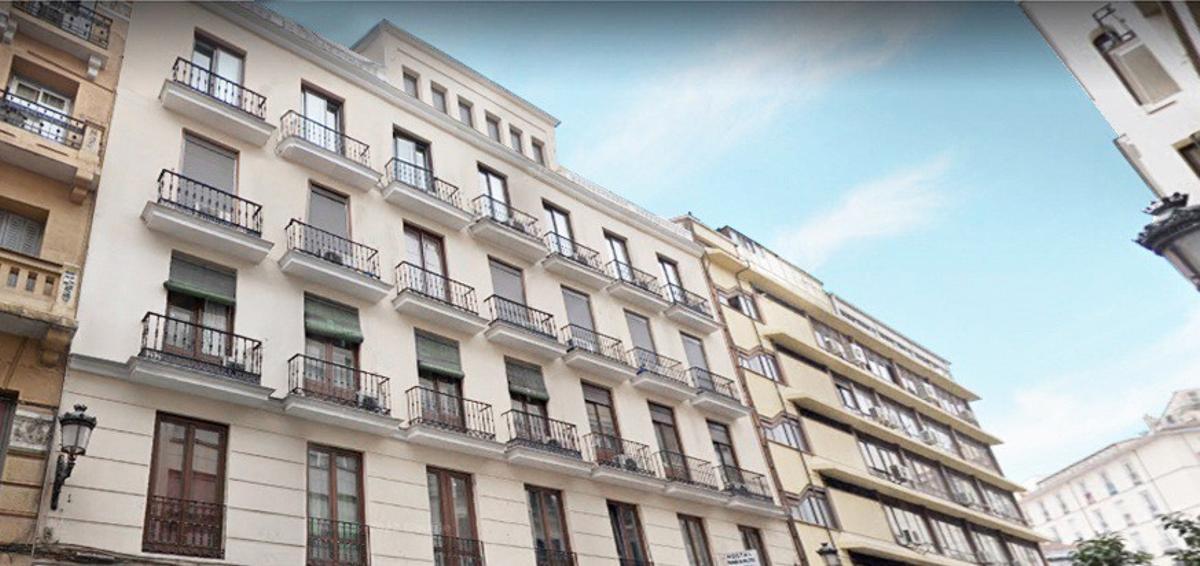 Fachada de apartamentos en Doctor Cortezo.