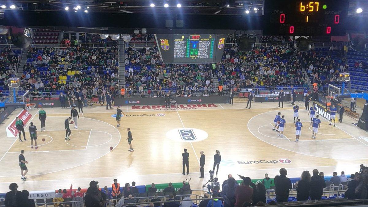 Imagen del Palau Blaugrana en los prolegómenos del encuentro