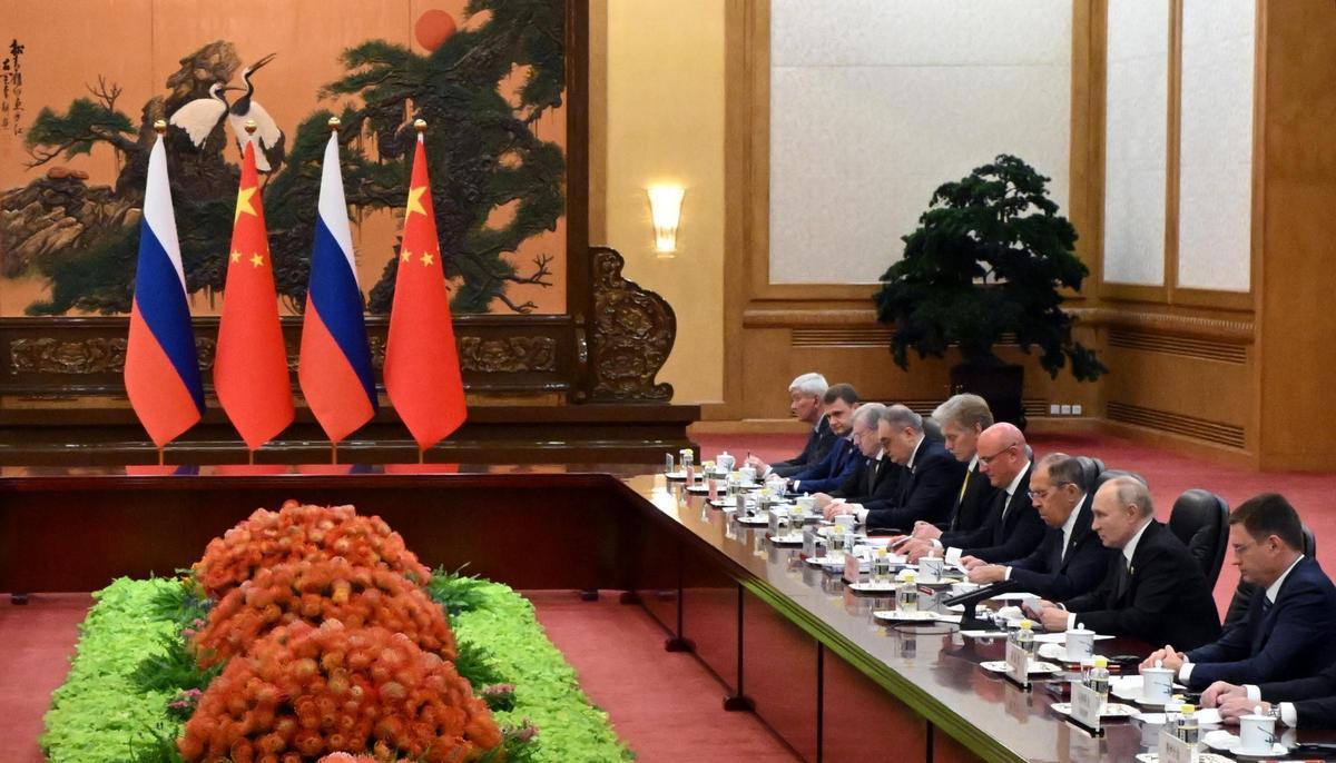 Vladímir Putin se reúne con Xi Jinping en Pekín