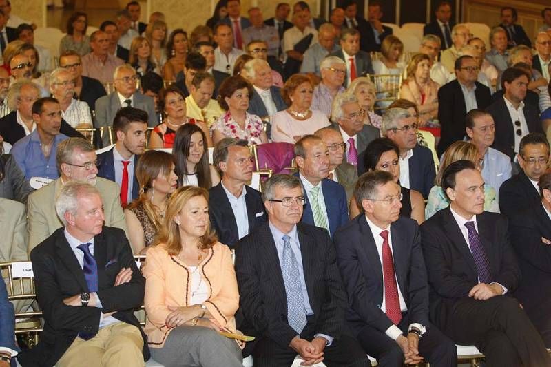 Diario Córdoba presenta el libro de los 50 años de Los Califas.