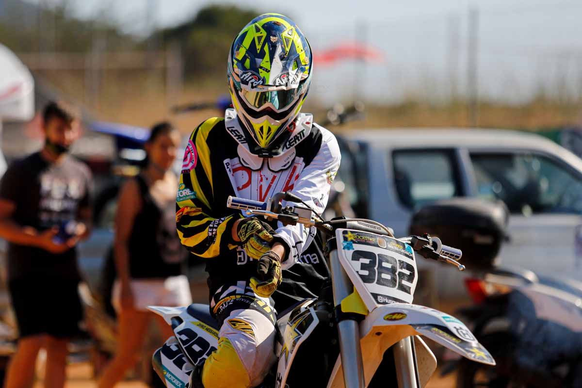 Motocross para valientes en Santa Eulària