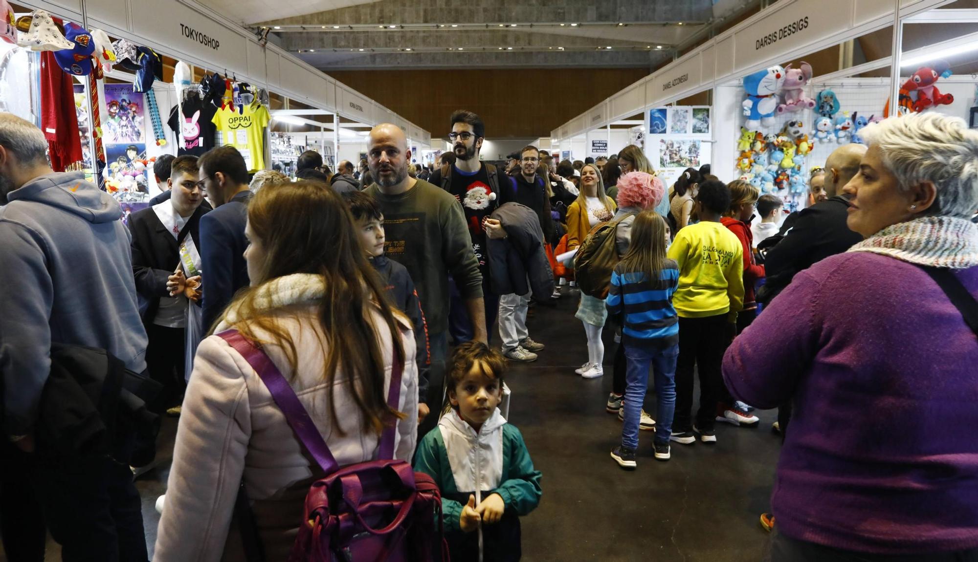 Gran ambiente en el Salón del Cómic de Zaragoza