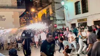 La Vaca de Fuego hace vibrar a Hervás