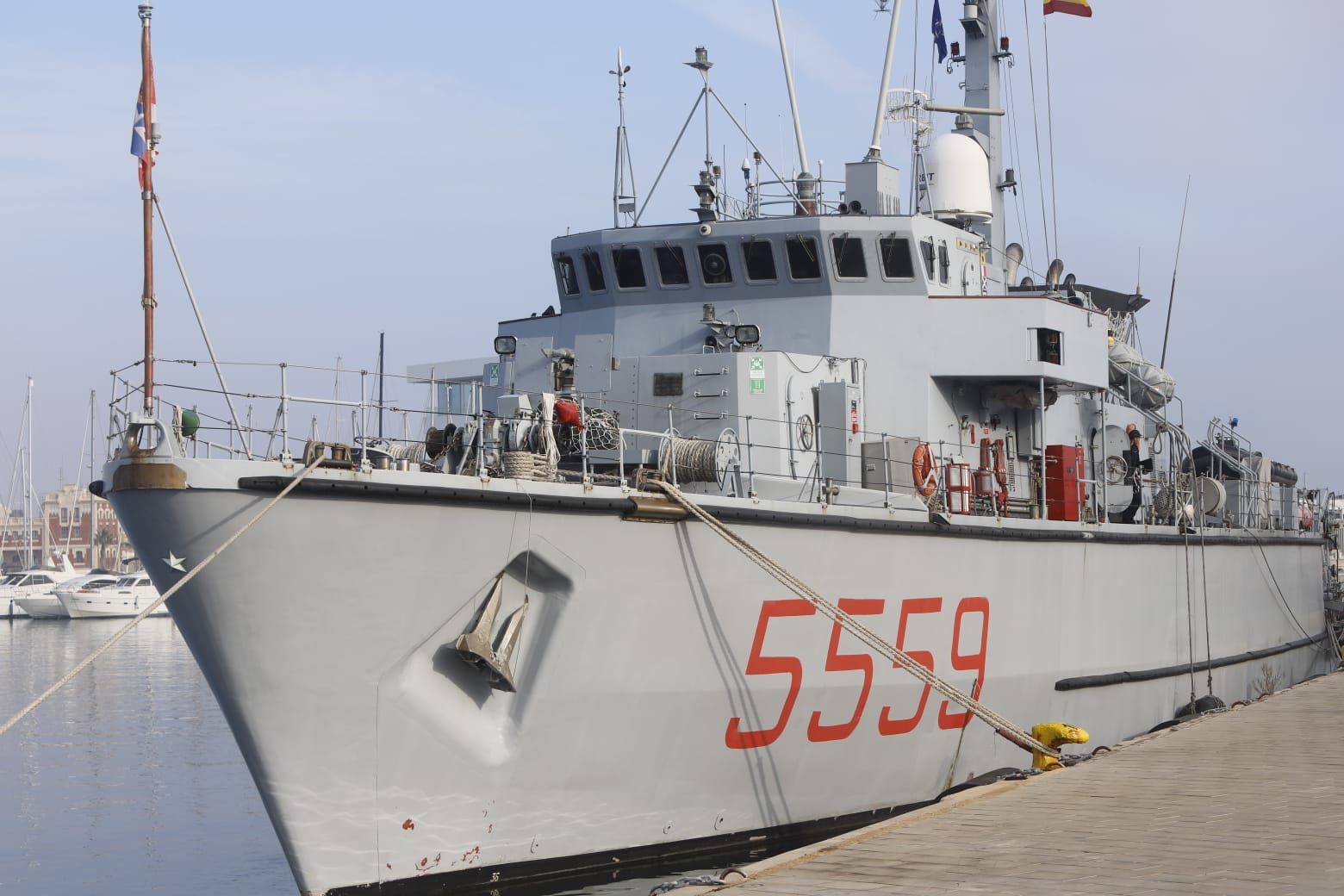 Tres buques de la OTAN atracan en el puerto de València