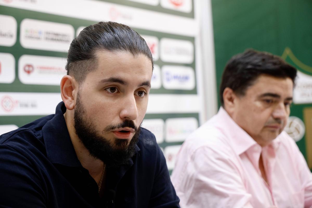 Córdoba. Vista Alegre. Presentación de David Fernández como nuevo entrenador del Córdoba Futsal.