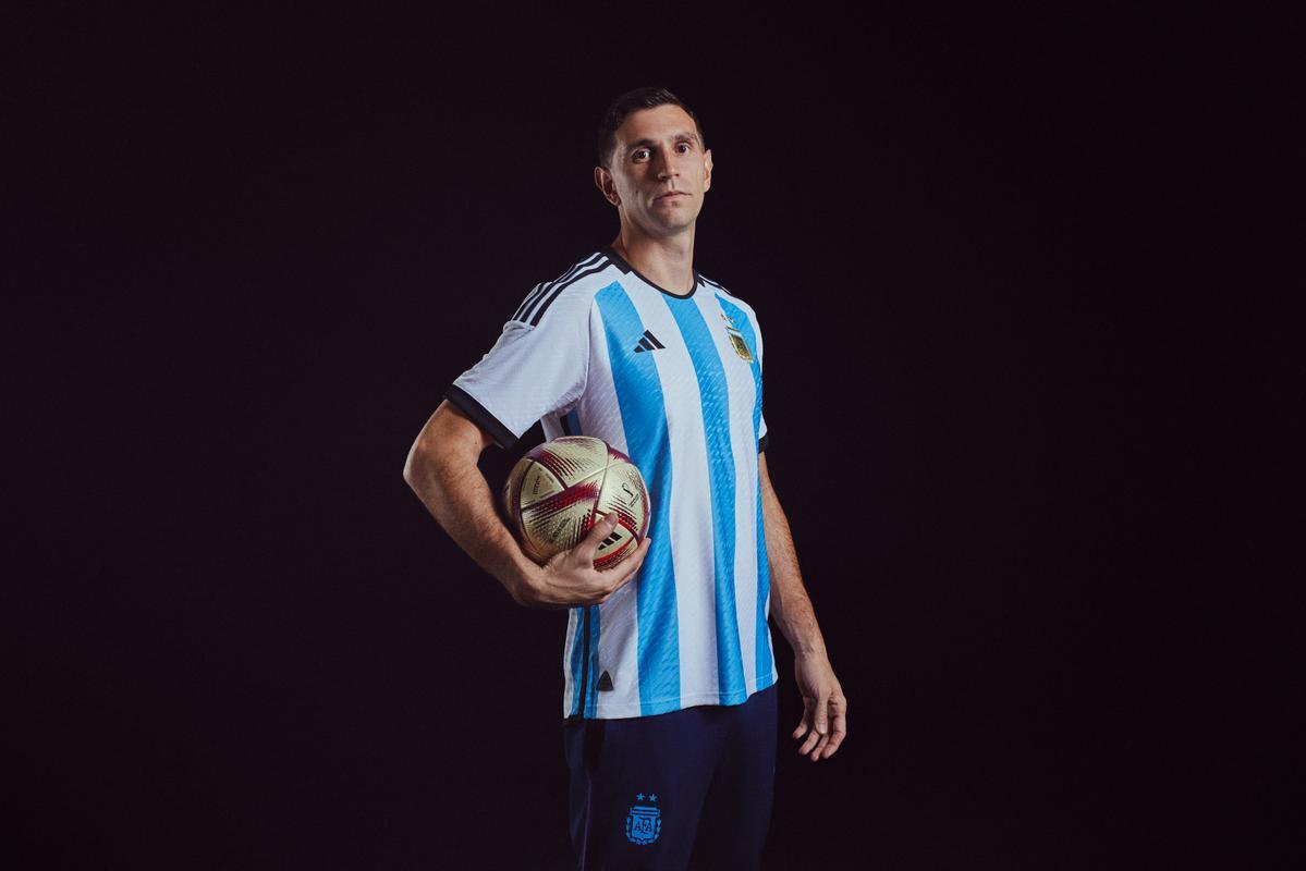 Argentina ya posa con el balón de la final