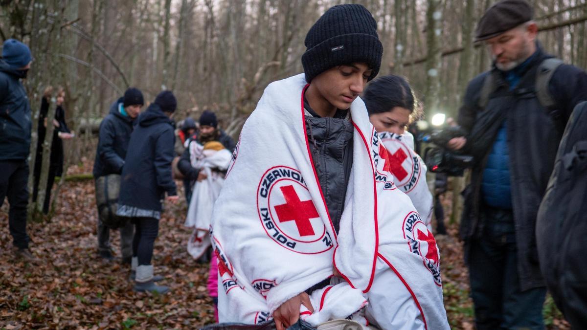 Llegada de migrantes a Narewka, en Polonia.