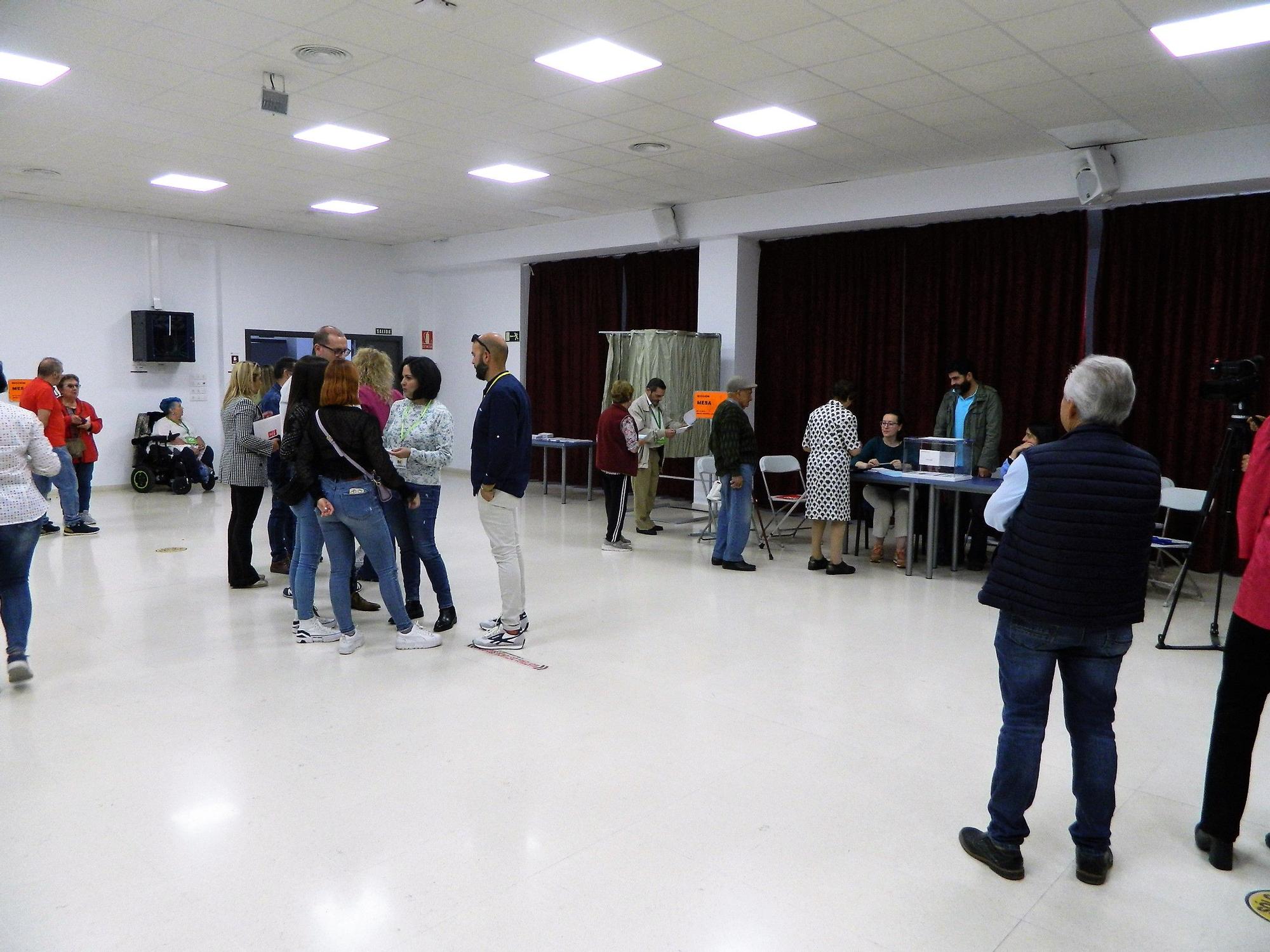 Rute. Ambiete a media mañana en el colegio instalado en la ludoteca