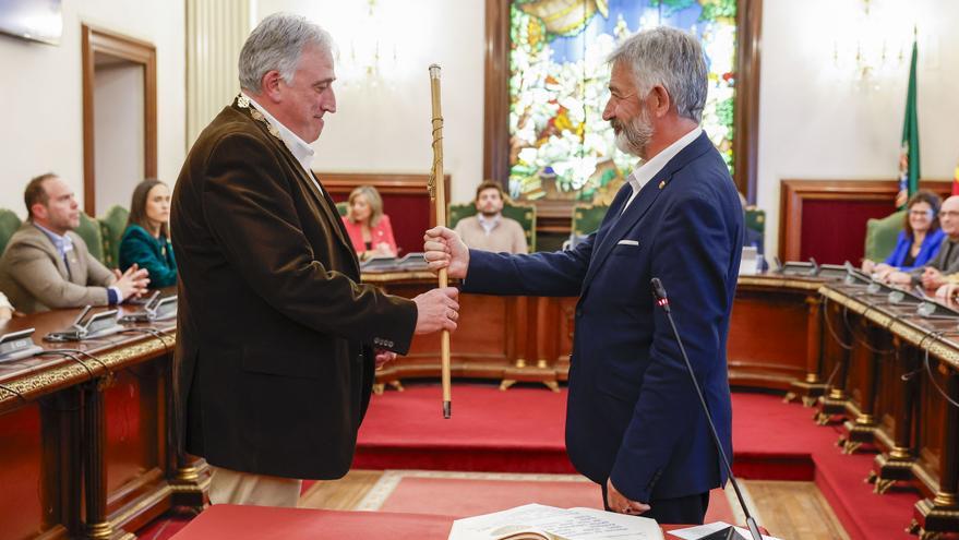 Las imágenes del Pleno del Ayuntamiento de Pamplona en el que Bildu se ha hecho con la alcaldía