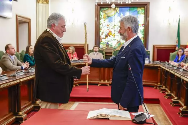 Las imágenes del Pleno del Ayuntamiento de Pamplona en el que Bildu se ha hecho con la alcaldía