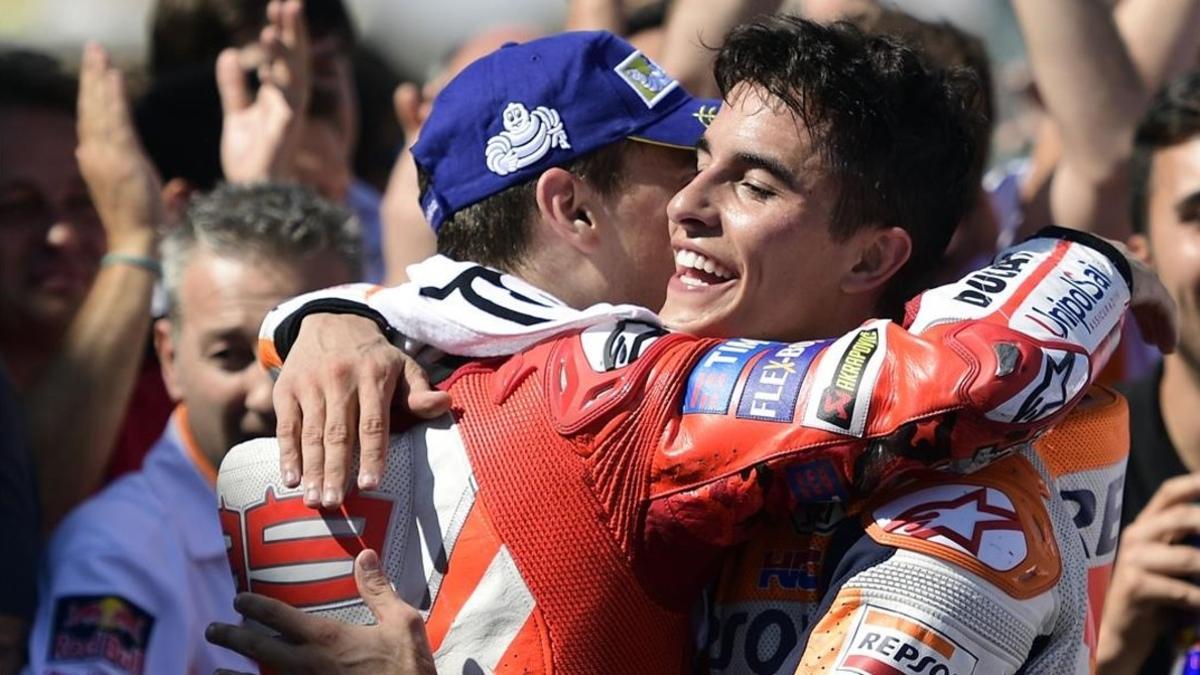Marc Márquez celebra su triunfo en el GP de Aragón