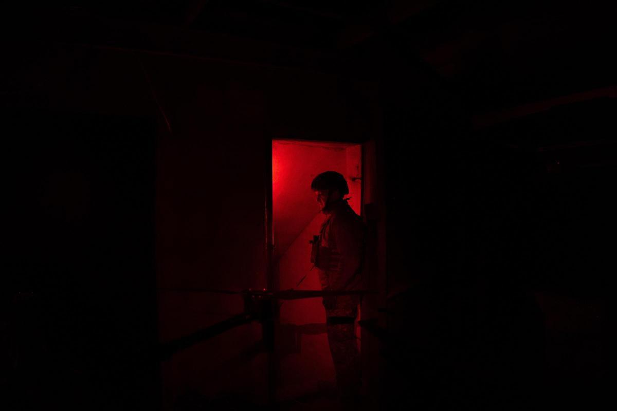 Un piloto de drones vampiro, en el frente de Jarkiv.