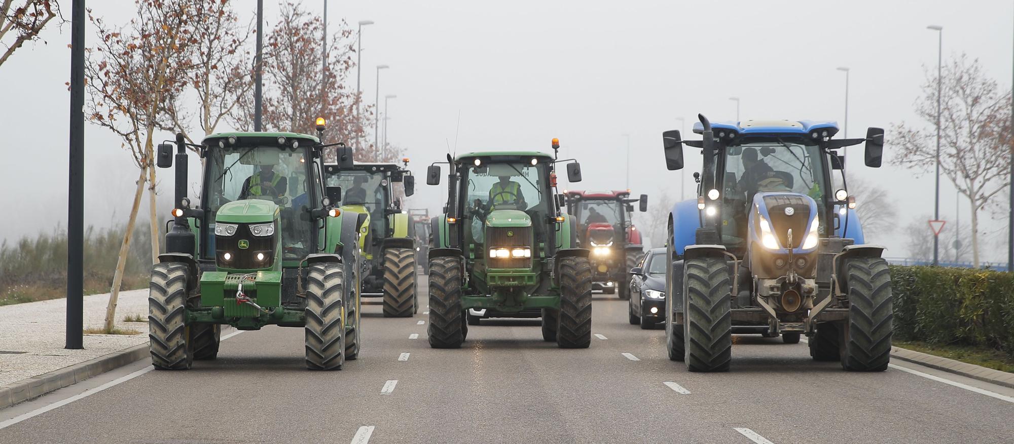 Los agricultores españoles generalizan sus protestas esta semana ante la crisis del campo