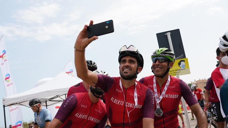 El Gran Fondo Alberto Contador reúne a 3.000 ciclistas en Oliva