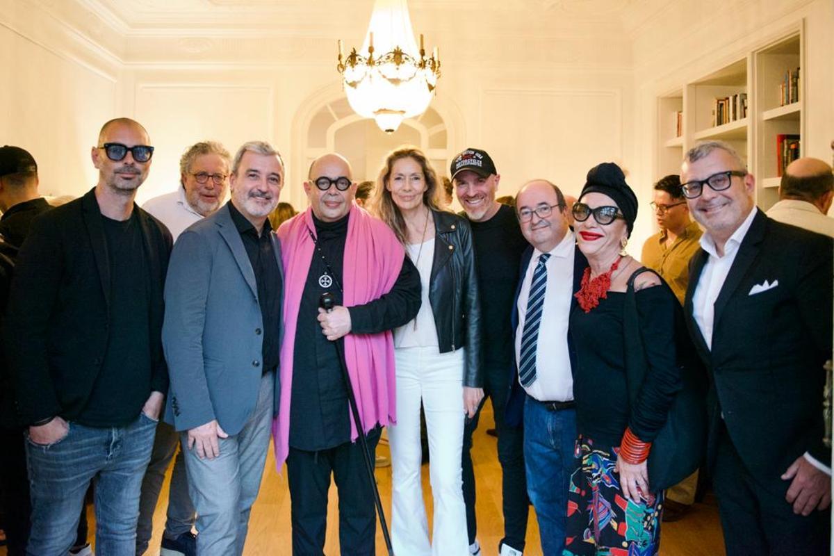 Collboni e Iceta con David Dalmau y veteranos de la moda de Barcelona