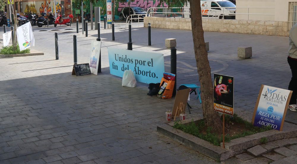 Un grupo provida acosa a mujeres en Málaga que acuden a practicarse un aborto