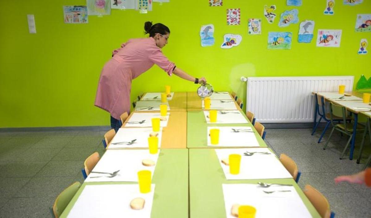 El precio del comedor en las escuelas infantiles andaluzas es de 92 euros al mes.