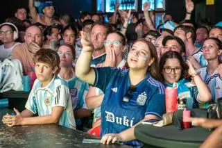 Aficionados de la selección argentina se han concentrado en el Bar Lunita (Can Pastilla).