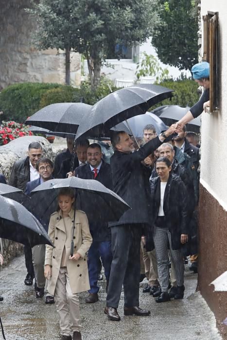 Así fue la visita real a Asiegu, Pueblo Ejemplar