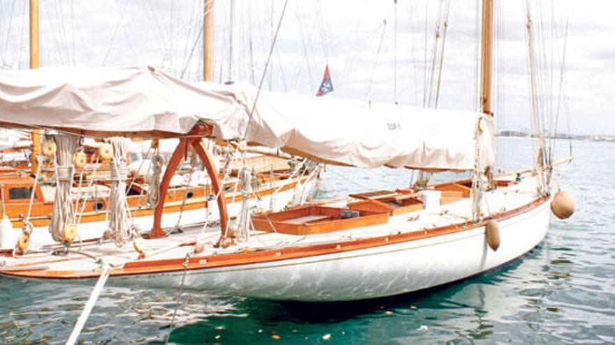 El barco de Alfonso XIII, una joya Real en el XX Trofeo Illes Balears Clàssics