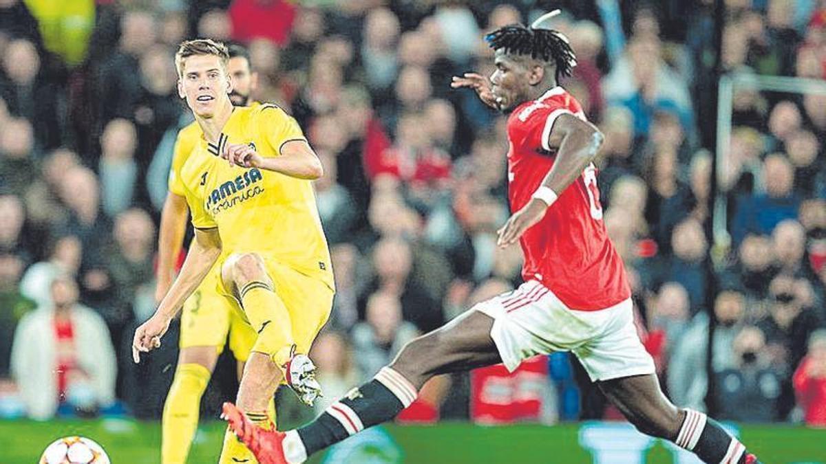 Foyth en el partido de Champions frente al Manchester United