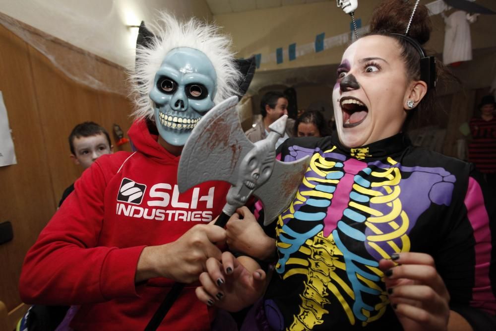 Halloween en la Asociación de Vecinos Santa Bárbara de Gijón