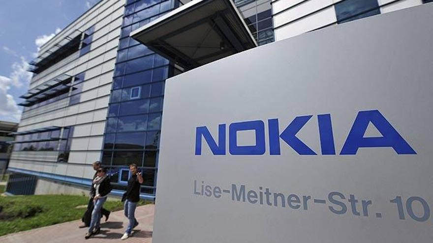 Microsoft completa la compra del negocio de móviles de Nokia