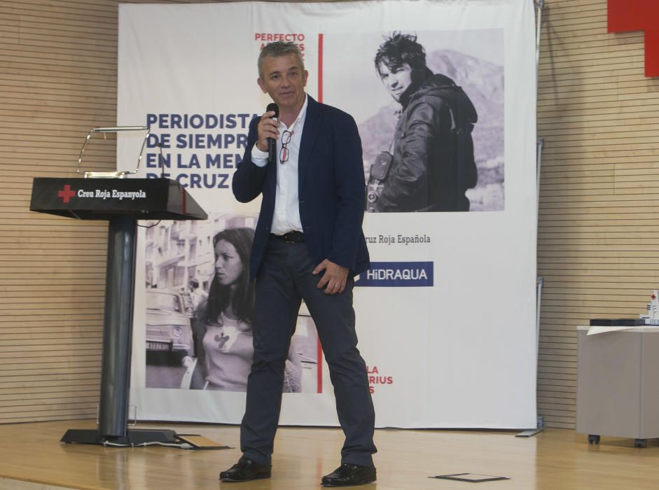 De los homenajeados ayer se resaltó, entre otras virtudes, su «humanidad», ser «periodistas todoterreno» y hacer un trabajo «libre» durante los años de dictadura.