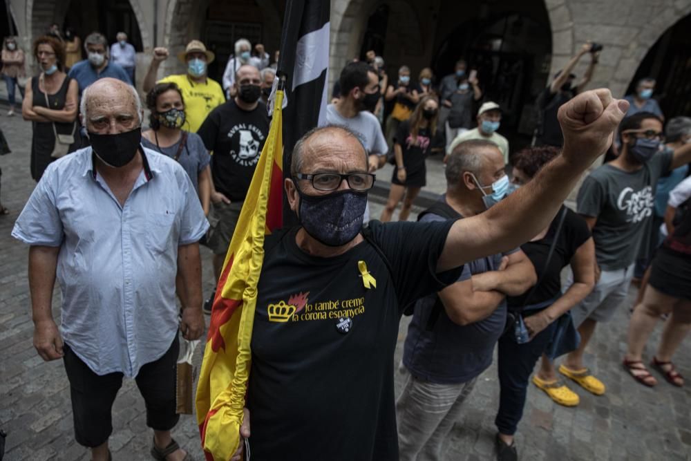 Concentració a Girona en contra de la monarquia