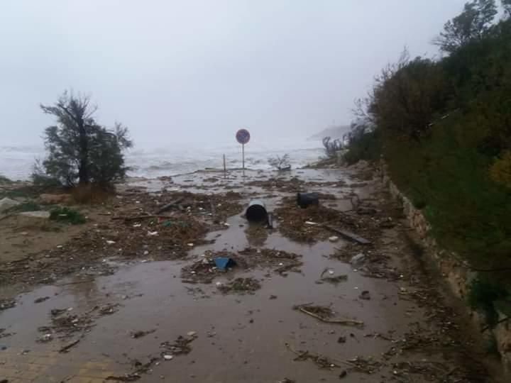 temporal maritimo en la ribera