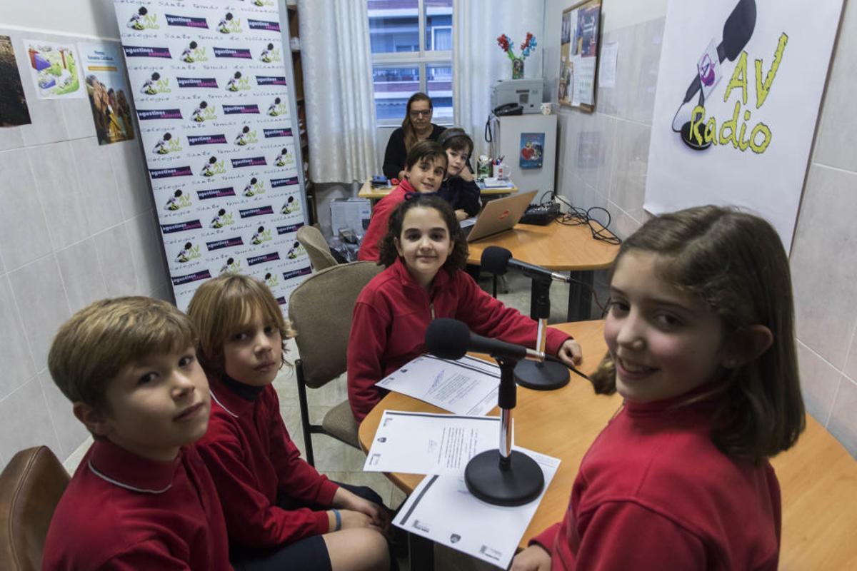 AV Radio - Col·legi Santo Tomás de Villanueva de València