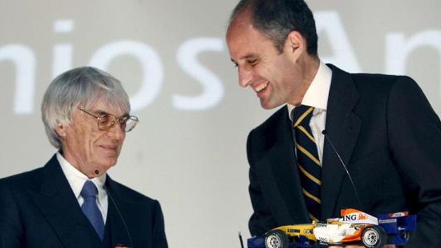 Ecclestone apuntala la acusación contra Camps en el caso Valmor