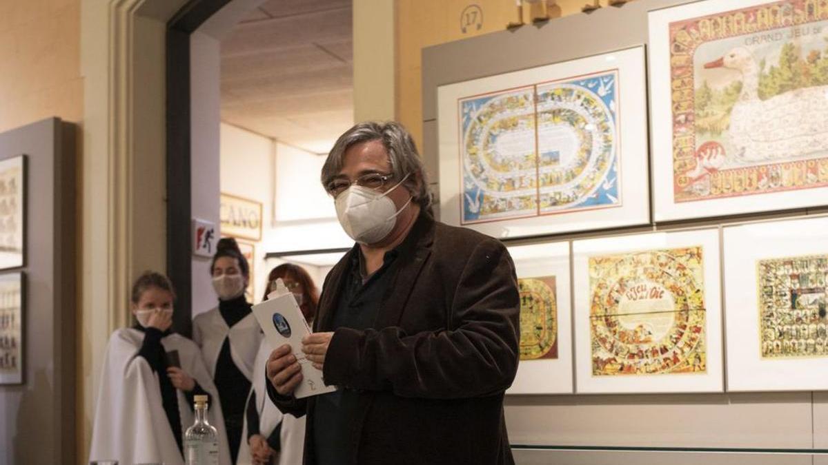 El poeta Àngel Rodríguez, al Museu del Joguet | EDUARD MARTÍ