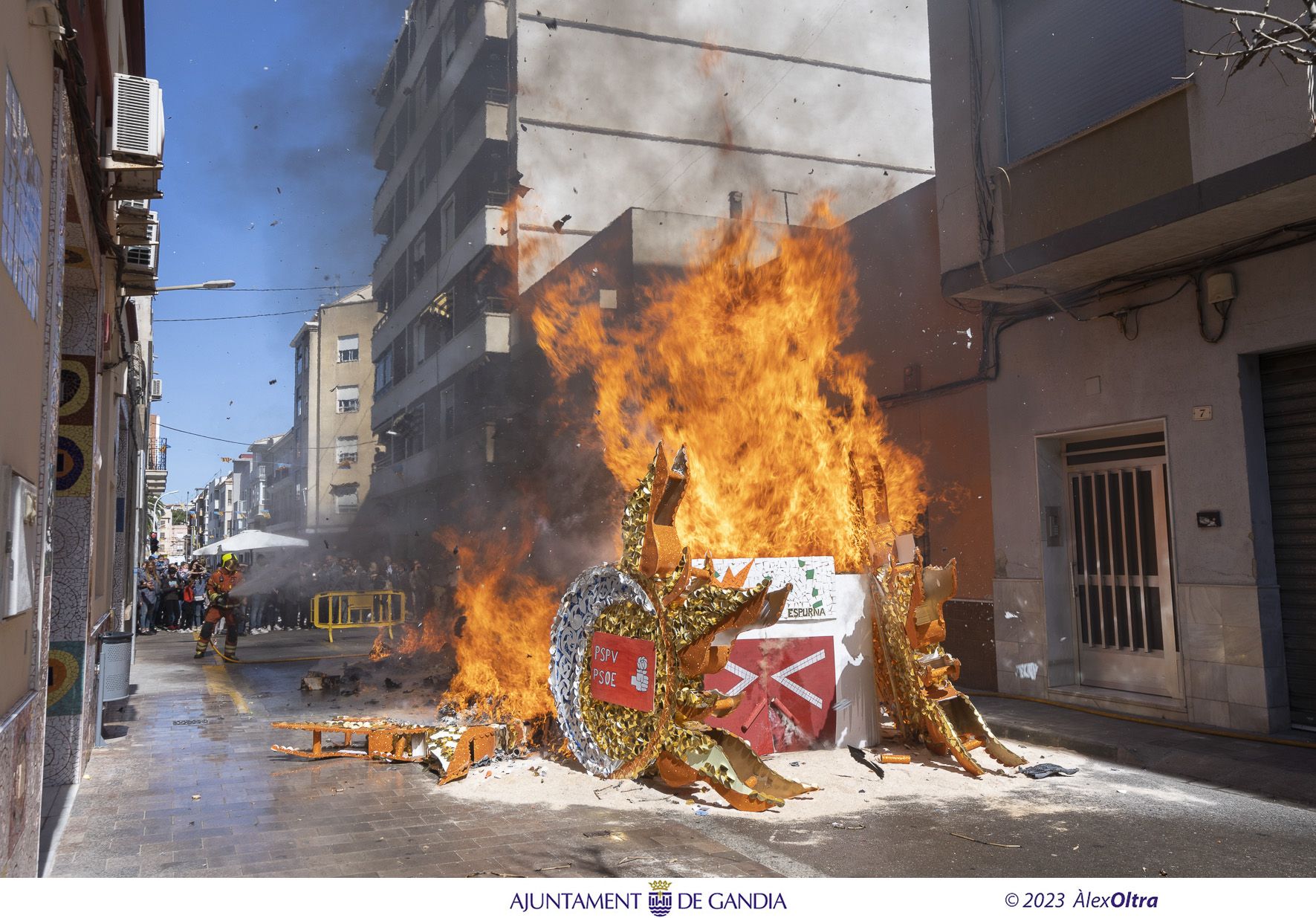 Globotà y cremà de Espurna y premios a las fallas escolares de Gandia