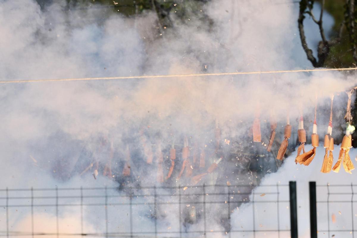 Las imágenes de la mascletà de Hermanos Ferrández en la Magdalena 2026