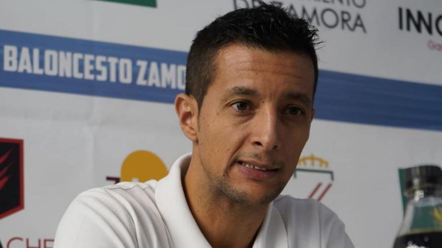 Saulo Hernández, técnico del CB Zamora Enamora: «El objetivo a medio plazo es ascender a LEB Oro»