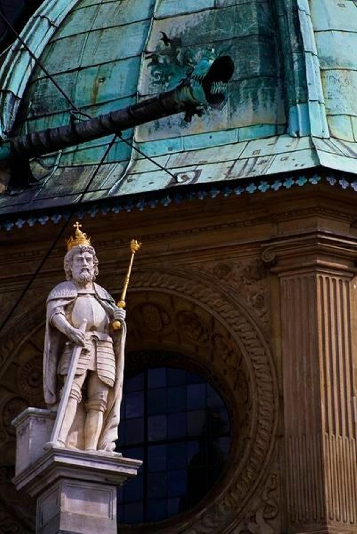 La estatua del rey Ladislav IV