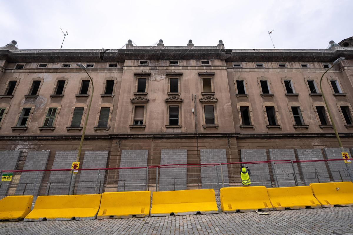 Barcelona. 19/03/2026 Sociedad. inicio de los trabajos de derribo estación de mercancías de La Sagrera. FOTO de ZOWY VOETEN