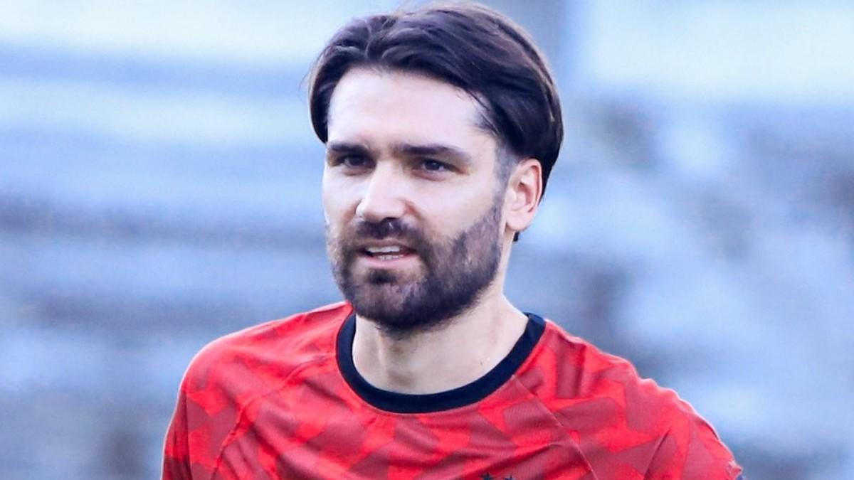 Jon Toral ha jugado en ligas exóticas