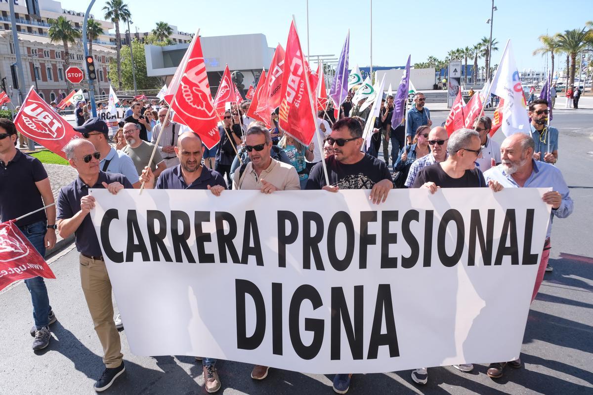 Manifestación de la carrera profesional, en una jornada de huelga en el Ayuntamiento de Alicante en mayo de 2023