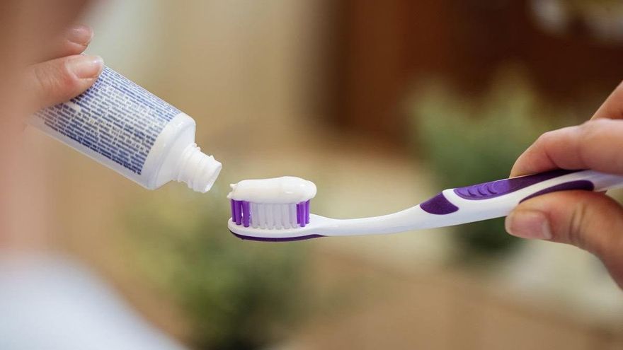 Alerta sanitària en dentifricis amb fluorur d&#039;estany: ja s&#039;han prohibit en cinc països